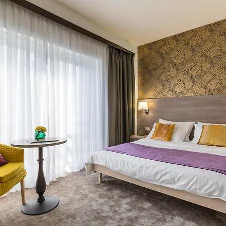 Hotel Mondo Szálloda 4*