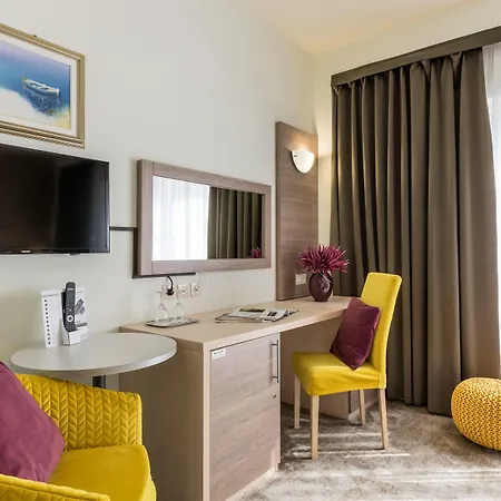 Szálloda Hotel Mondo 4*