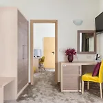 Ξενοδοχείο Hotel Mondo