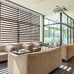 Hotel Mondo Ξενοδοχείο 4*