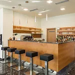 Ξενοδοχείο Hotel Mondo 4*
