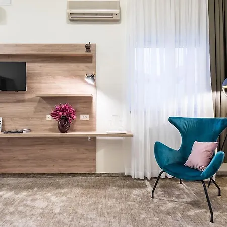 فندق Hotel Mondo