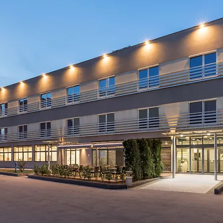 Hotel Mondo 4*