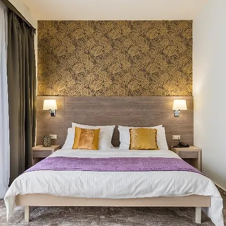 Hotel Mondo 4* Split