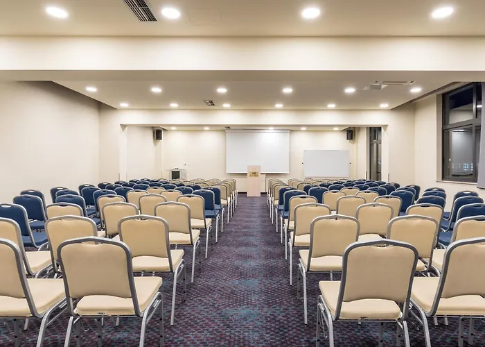 Hotel Mondo Ξενοδοχείο 4*