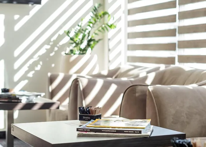 Ξενοδοχείο Hotel Mondo Σπλιτ