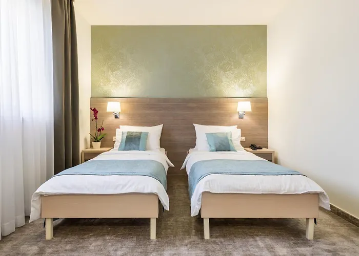 Hotel Mondo 4* Σπλιτ