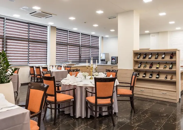 Hotel Mondo Ξενοδοχείο 4*