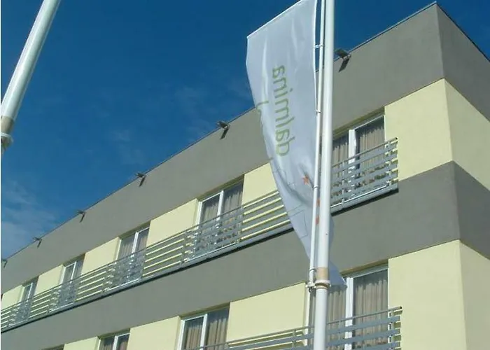 Hotel Mondo Ξενοδοχείο 4*