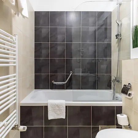 Hotel Mondo 4*